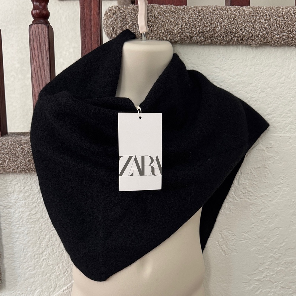 Zara Kids Classic Black Triangular Scarf Ages 1-6 Years NWT